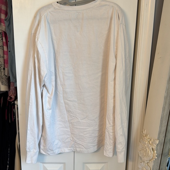 Disney “vintage” long sleeve shirt in XL - Picture 4 of 4